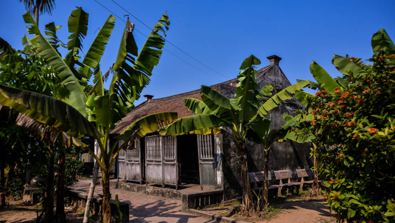 Nhà Bá Kiến - làng Vũ Đại