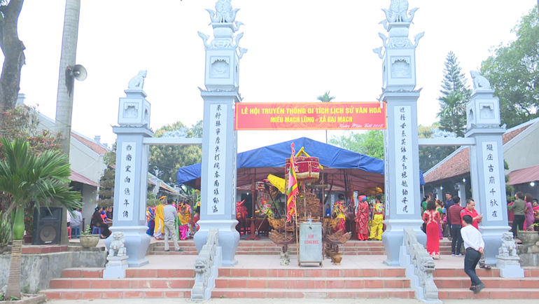Lễ hội Miếu Mạch Lũng